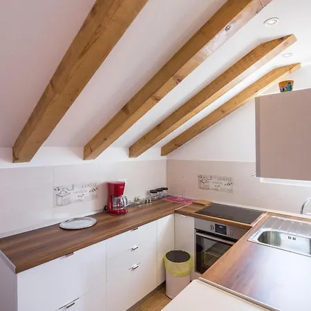 Apartment Vanja Komiza