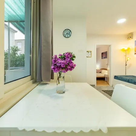 Apartment Vanja *